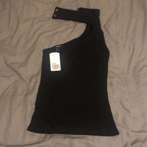 One-shoulder black knit top